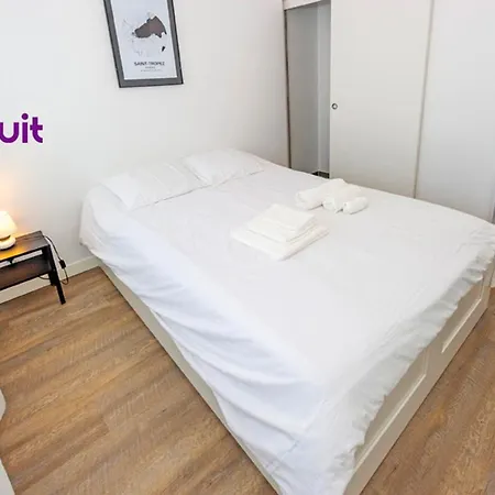 Loc'nuit - Confort - Hyper Centre 3* Agen
