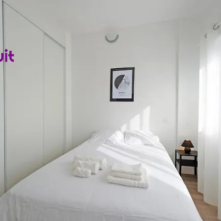 Loc'nuit - Confort - Hyper Centre Bed & Breakfast 3*